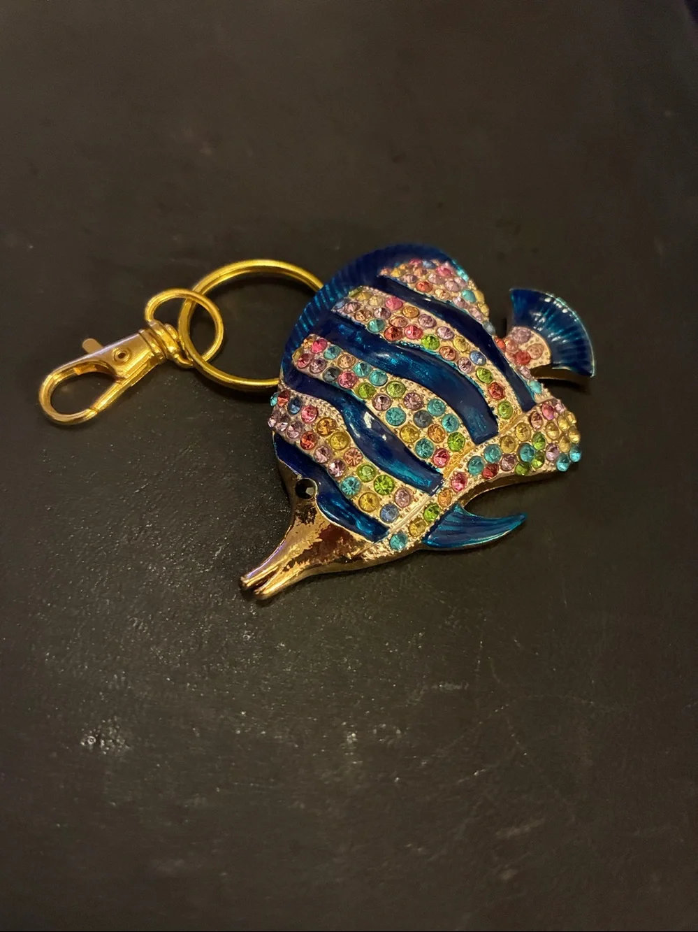 Blue Jeweled Angelfish Keychain - Elegant Fish Accessory - Picture 3 of 5